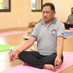 मुख्यमंत्री श्री विष्णु देव साय ने चिंतन शिविर 2.0 के दूसरे दिन योग से की दिन की शुरुआत