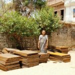 सेंट्रिंग प्लेट्स से मिला दी रश्मि के सपनों को सहारा….