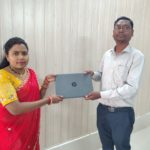 आधार से जुड़ी सेवाएं उपलब्ध करा आत्मनिर्भर बनी संगीता सिंह